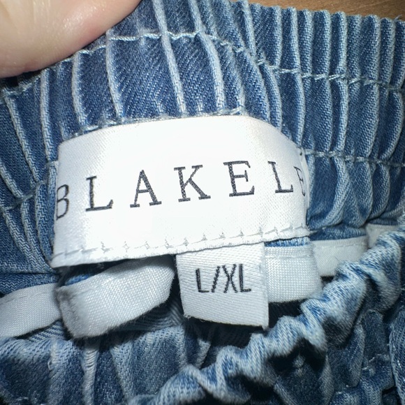 Blakeley Denim Wide Leg Jeans - Size L/XL - Picture 2 of 3